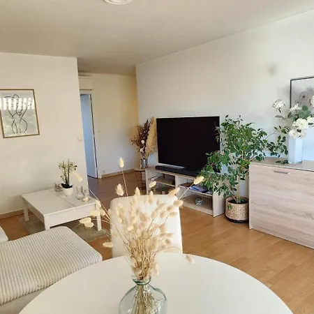 Logement Entier 2 Piscine, Terrasse Parking Apartman Antibes