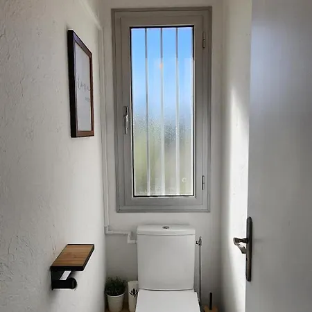 Logement Entier 2 Piscine, Terrasse Parking Appartement